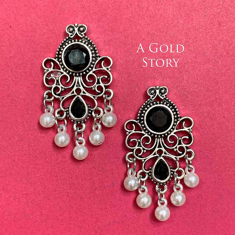 AYAT EARRINGS BLACK