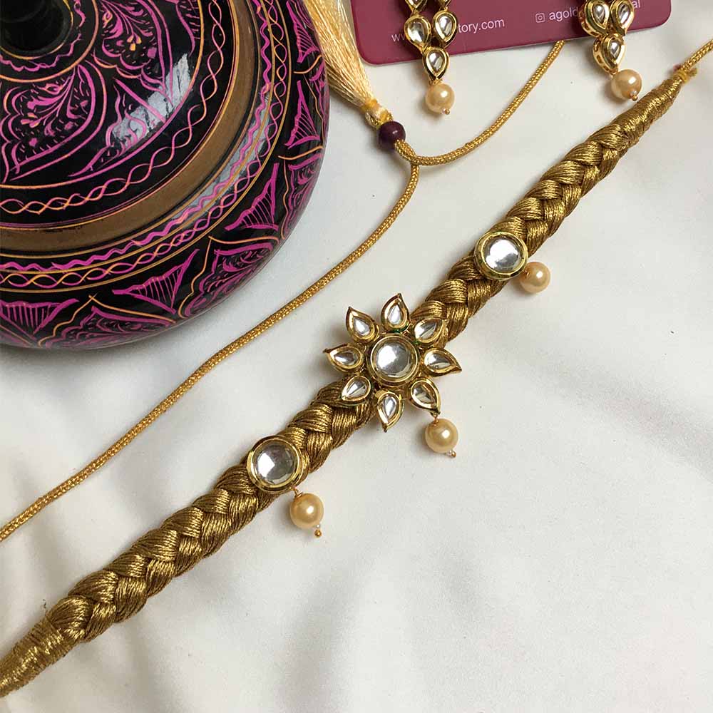 INAYA CHOKER SET GOLDEN