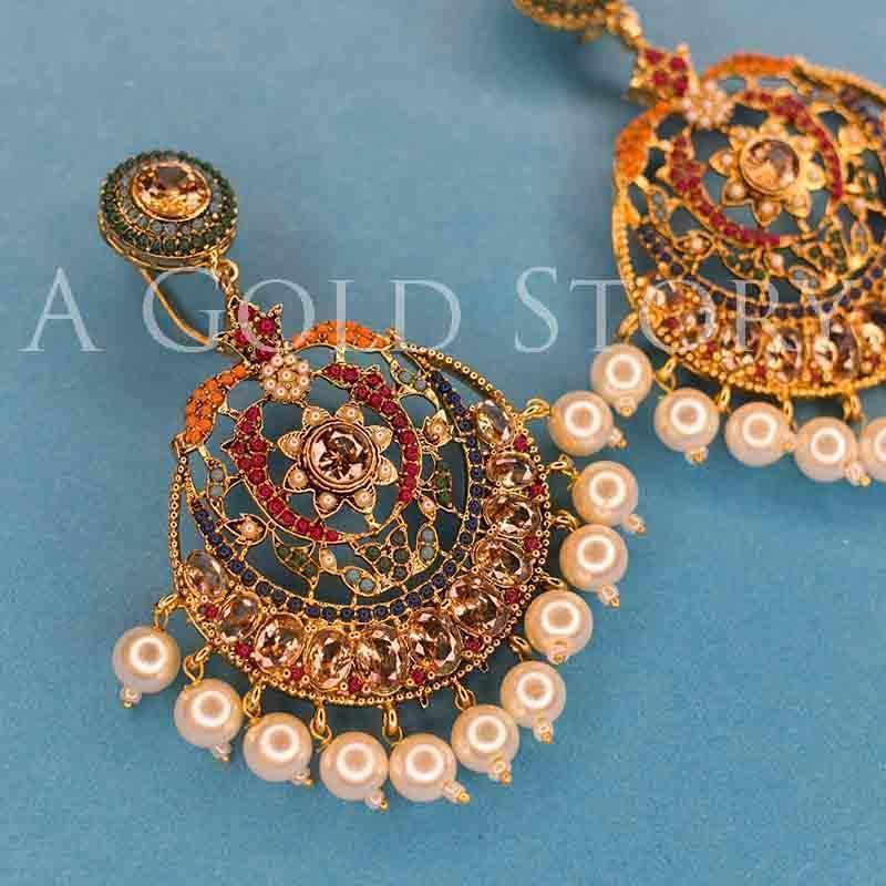 MANVI CHAMPAGNE - A GOLD STORY