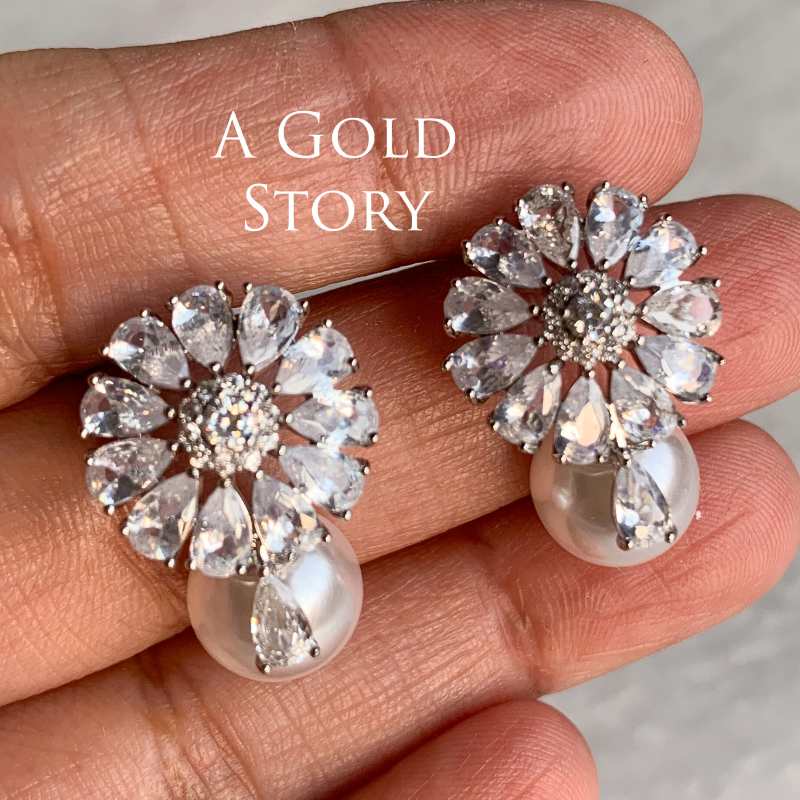EMAN EARRINGS PEARL