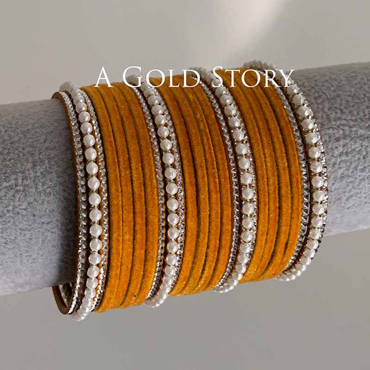 UROOJ VELVET BANGLES SET CHAMPAGNE