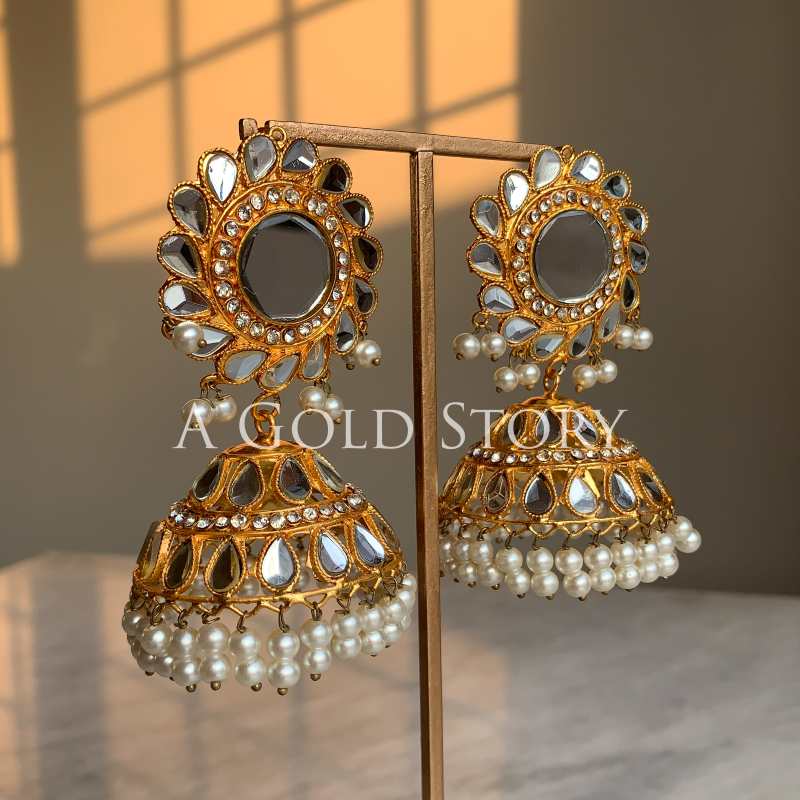 ADORINA JHUMKAY