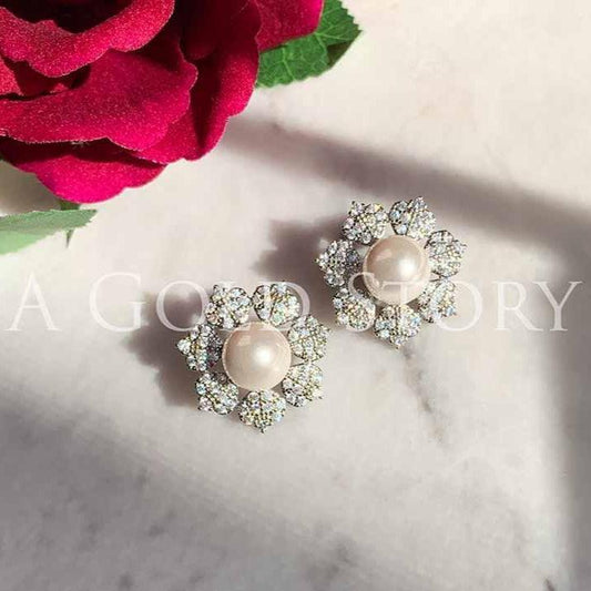 VENICEE EARRINGS SILVER - Basics by A Gold Story
