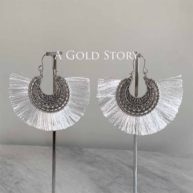 ARZOO EARRINGS WHITE