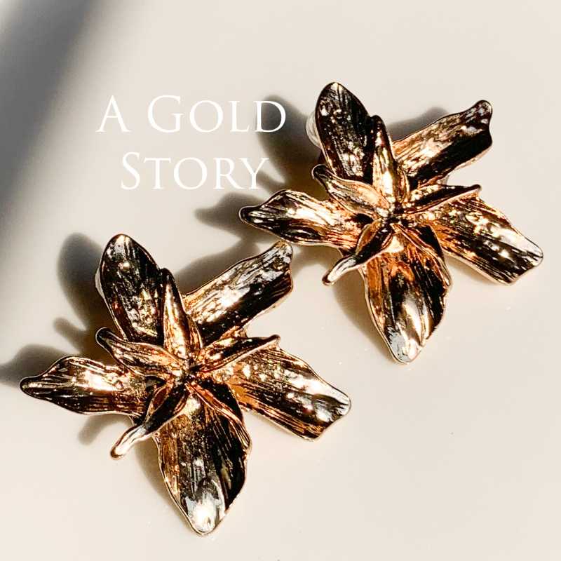 FLOWER GOLDEN EARRINGS MEDIUM