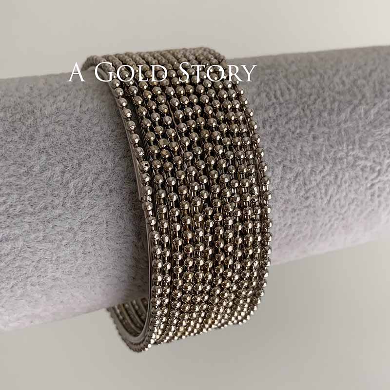 AROOB METAL BANGLES SET