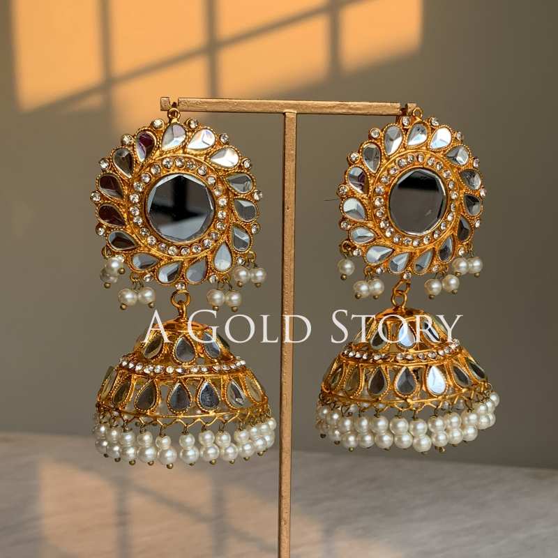 ADORINA JHUMKAY