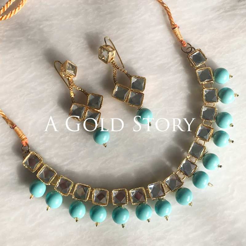 DEEBAJ NECKALCE/ CHOKER SET FEROZI