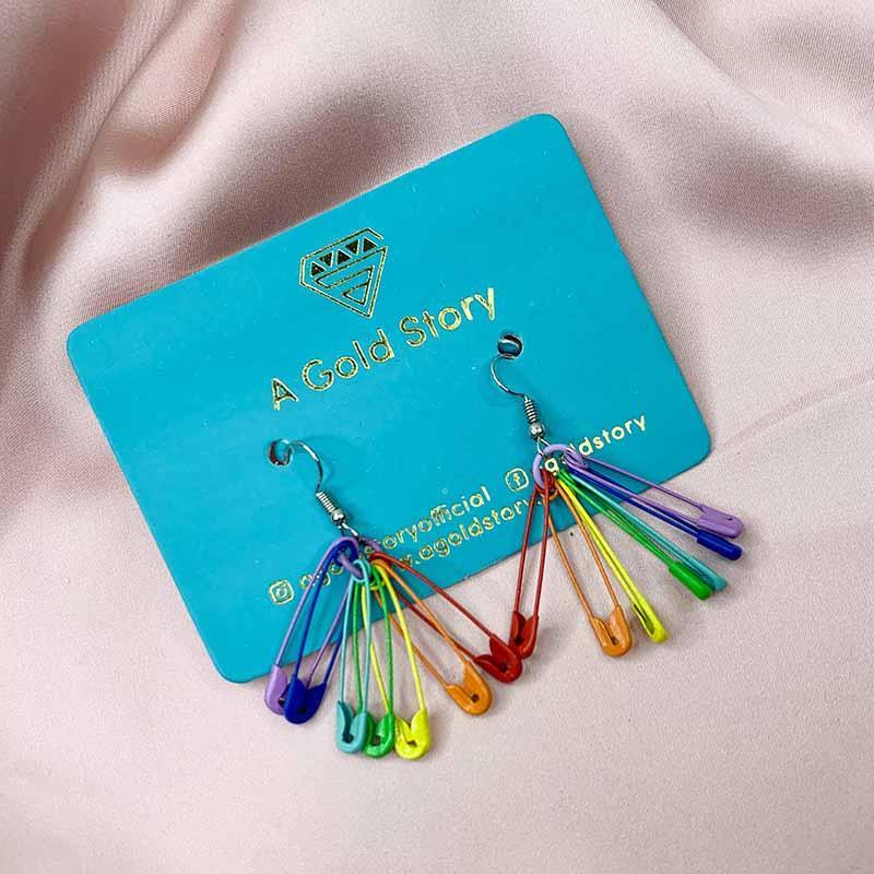 SAFETY PIN EARRINGS - Basics by A Gold Story