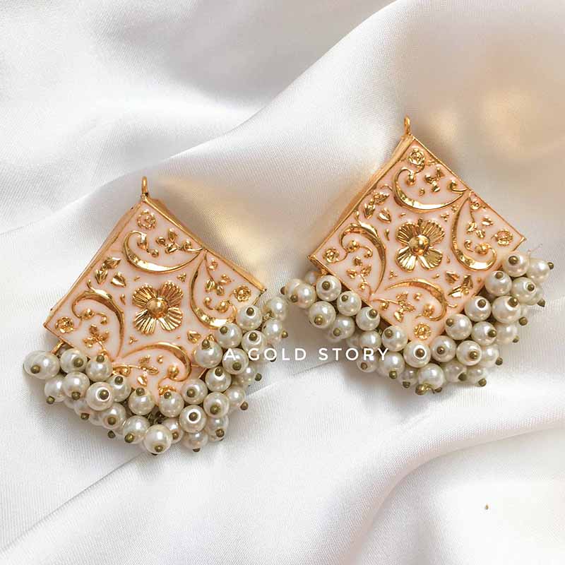 GHAZAL EARRINGS WHITE