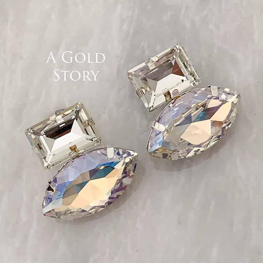 MUSFIRA EARRINGS WHITE