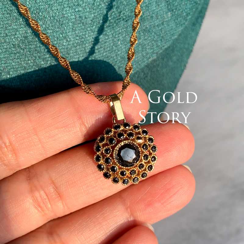 ALHINA PENDANT SET BLACK