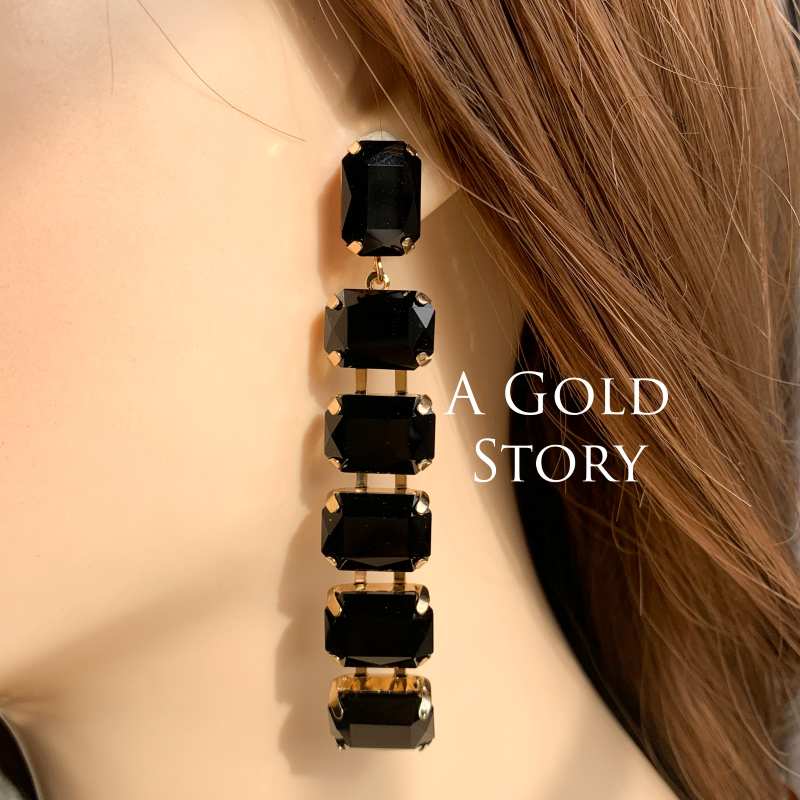 HADIA SHOWER EARRINGS BLACK