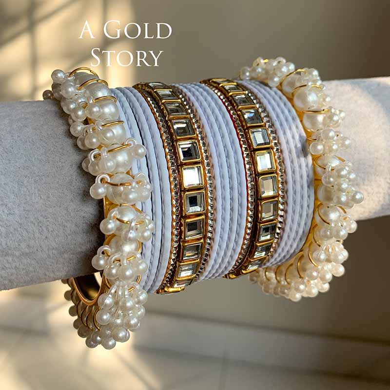 ANEESA BANGLES SET WHITE