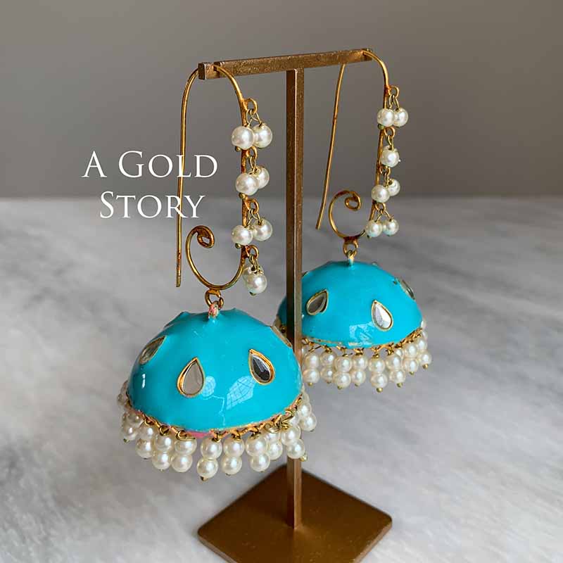 NEELAM JHUMKAY FEROZI