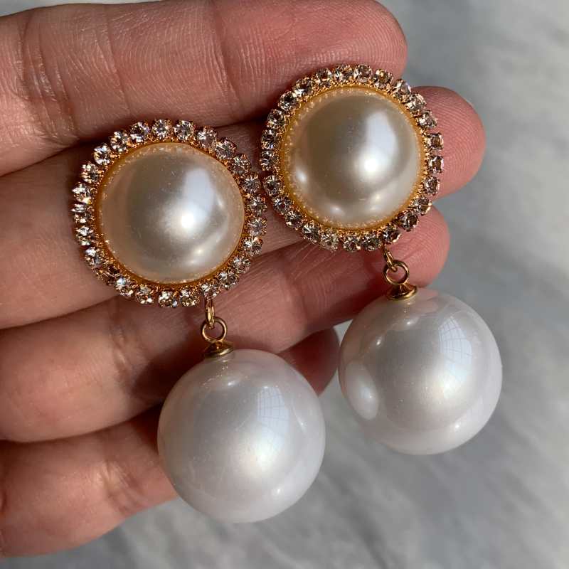 MARIA EARRINGS GOLDEN PEARL