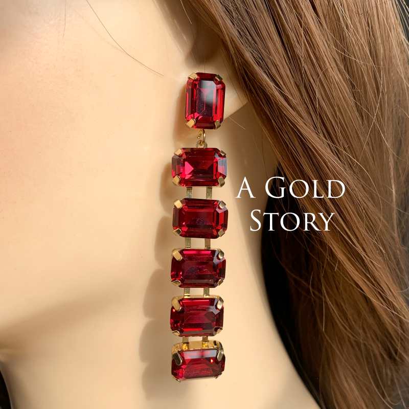 HADIA SHOWER EARRINGS MAROON