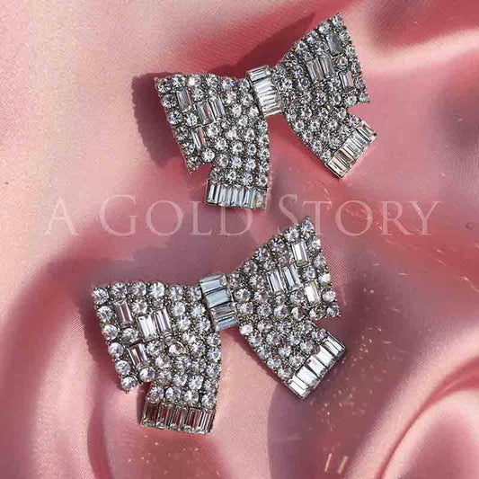 CRYSTAL BOWS EARRINGS SILVER - A GOLD STORY