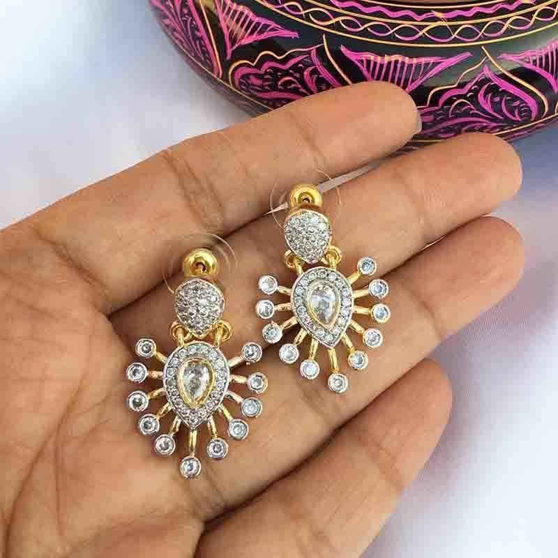 HONEYCOMB EARRINGS - A GOLD STORY