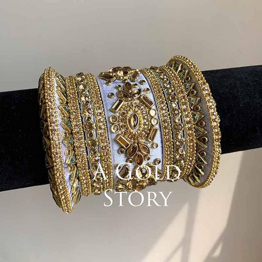 MINAKSHI BANGLES WHITE - A GOLD STORY