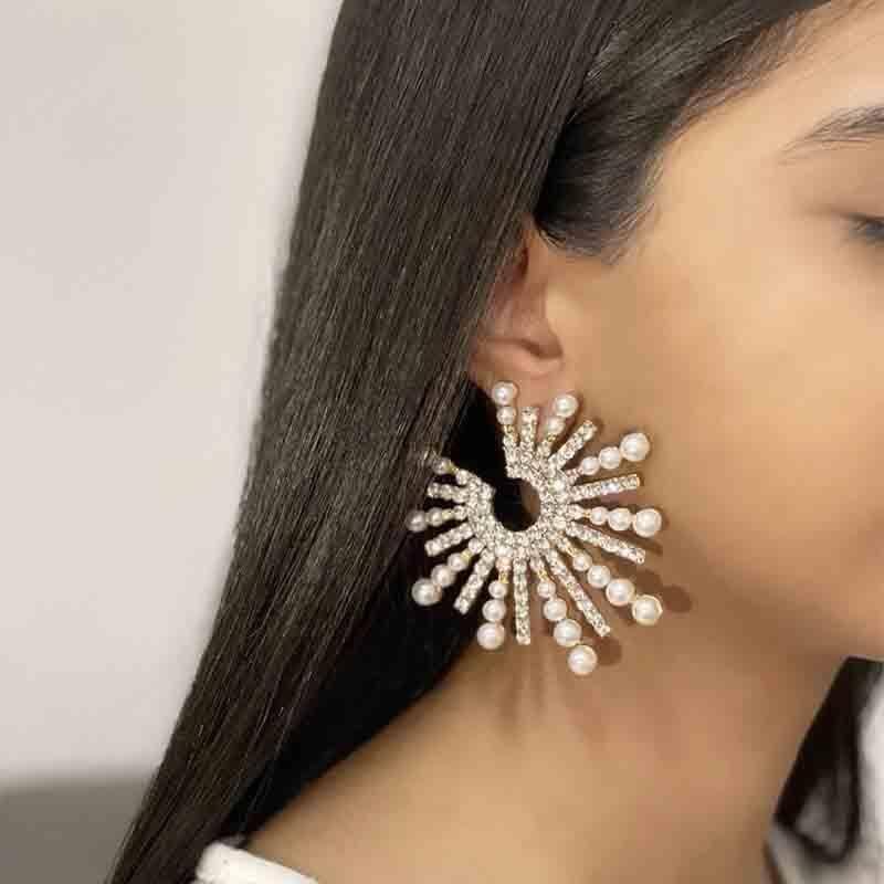 IMELDA BIG EARRINGS - A GOLD STORY