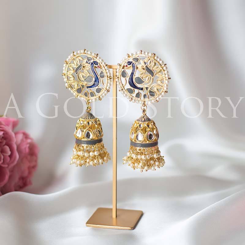 KARISHMA JHUMKAY GREY - A GOLD STORY